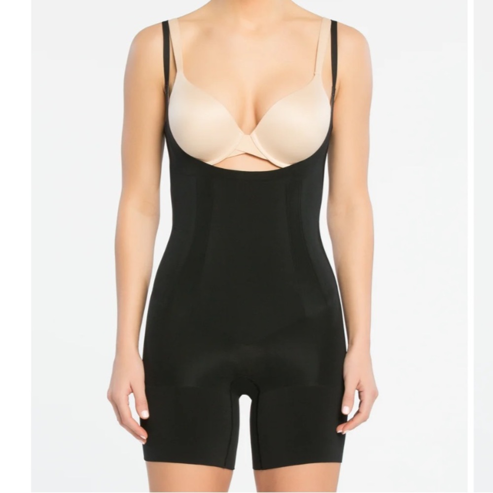 SPANX OnCore Open Bust Mid Thigh Bodysuit Black Shapewear NEW
